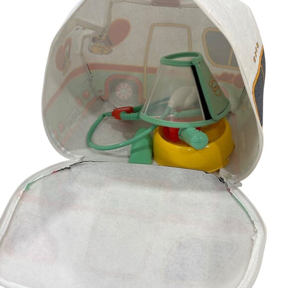 Disney Pet Vet Toy Set With Pluto Design Portable Vet Van Case Includes Stethosc - Picture 3 of 3